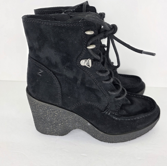 Zodiac Womens Talula Ankle Boots Faux Suede Chunky Wedge Heel Zip Size 6.5 Black - Picture 7 of 15